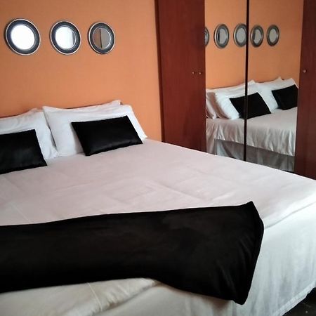 Aurora... Pisos En Alquiler Granada. Armillaアパートメント エクステリア 写真